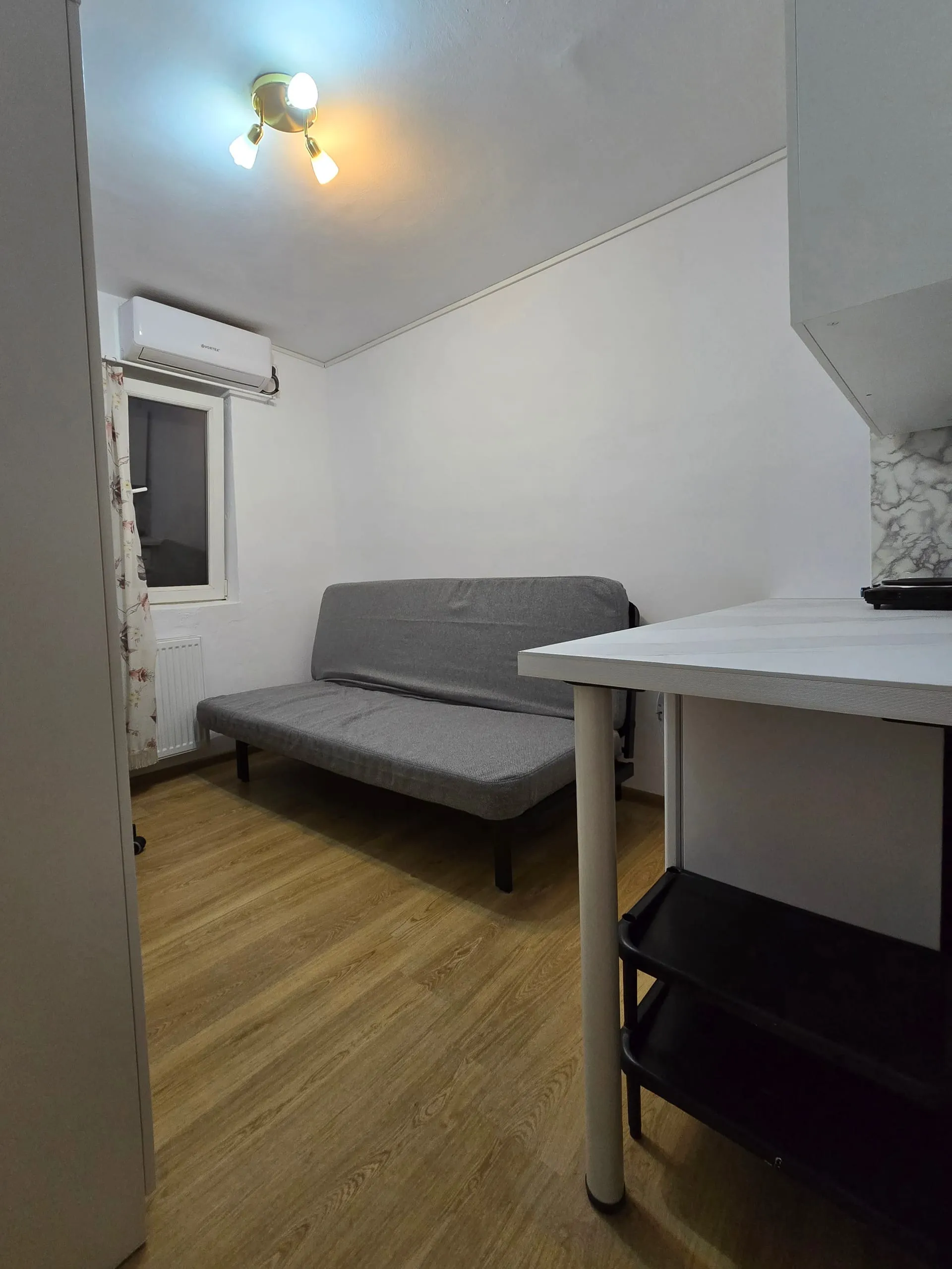 Premium Hideout Image 3